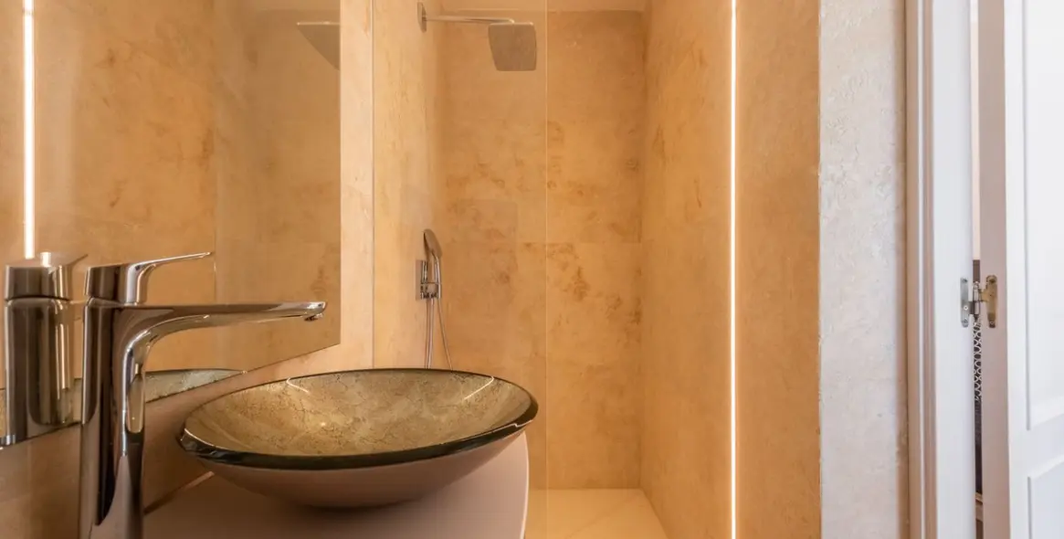 Продажа  отдельно стоящей виллы в Estepona 44