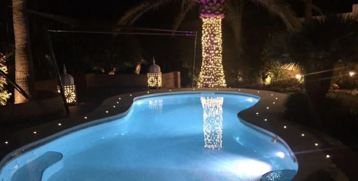 Sale of detached villa in Estepona 83