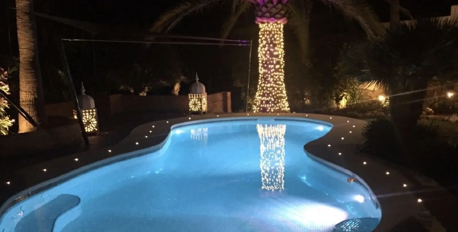 Sale of detached villa in Estepona 57