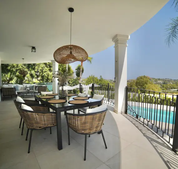 Продажа  отдельно стоящей виллы в La Quinta