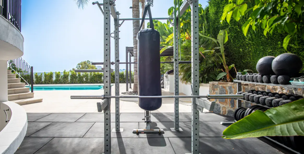 Продажа  отдельно стоящей виллы в La Quinta 26