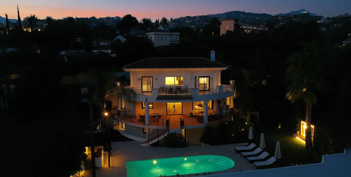 Продажа  отдельно стоящей виллы в La Quinta 40