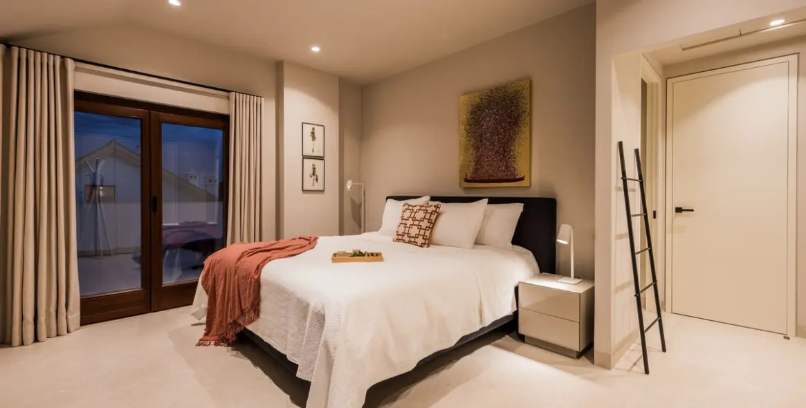 Sale of penthouse in The Golden Mile 32