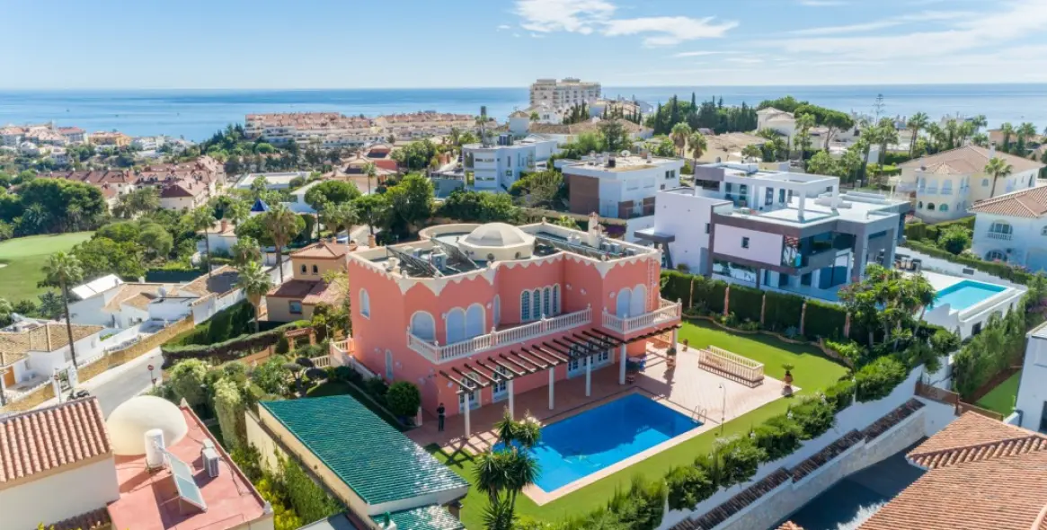 Sale of detached villa in Benalmadena 3