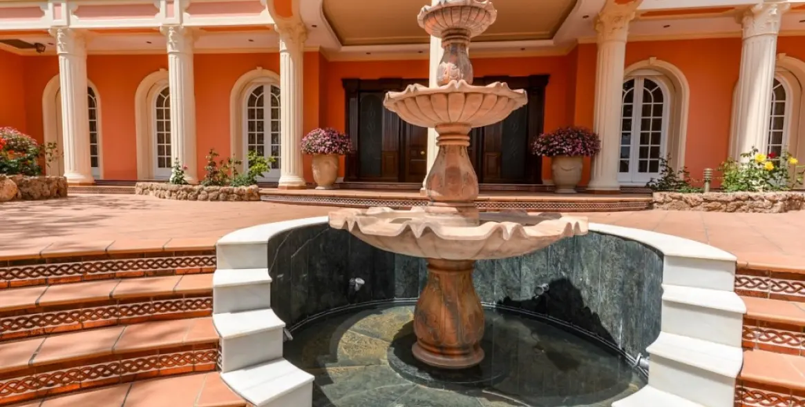 Sale of detached villa in Benalmadena 9