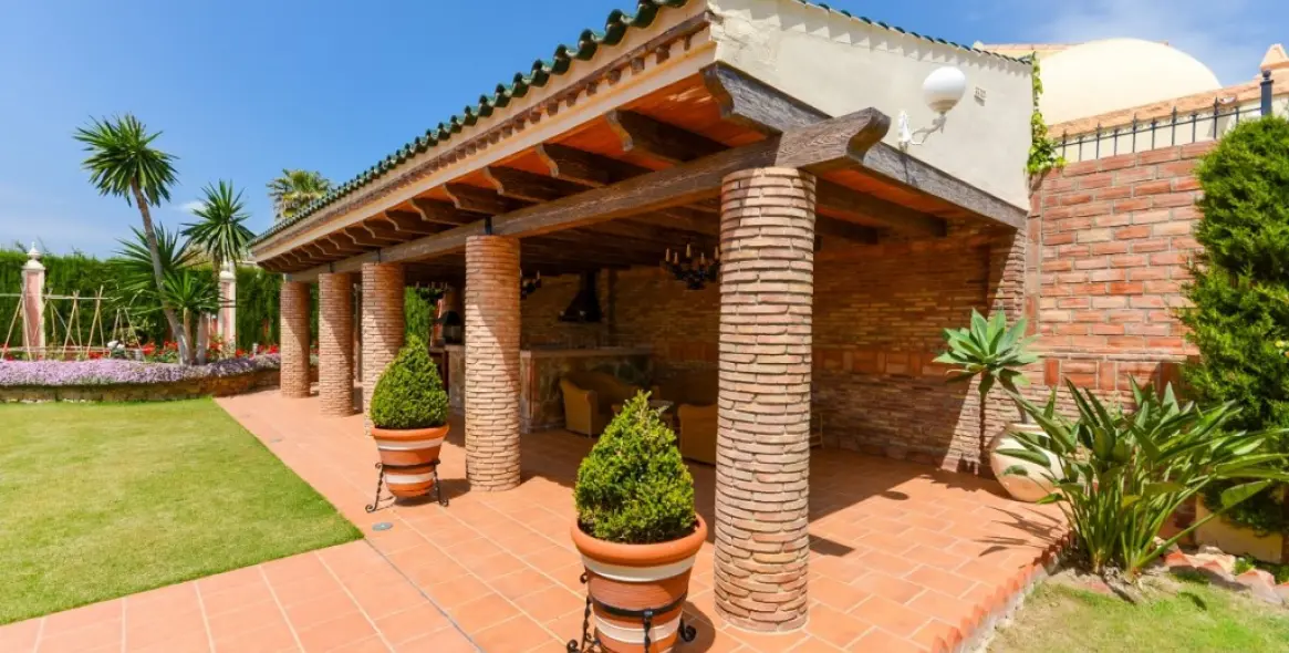 Sale of detached villa in Benalmadena 14