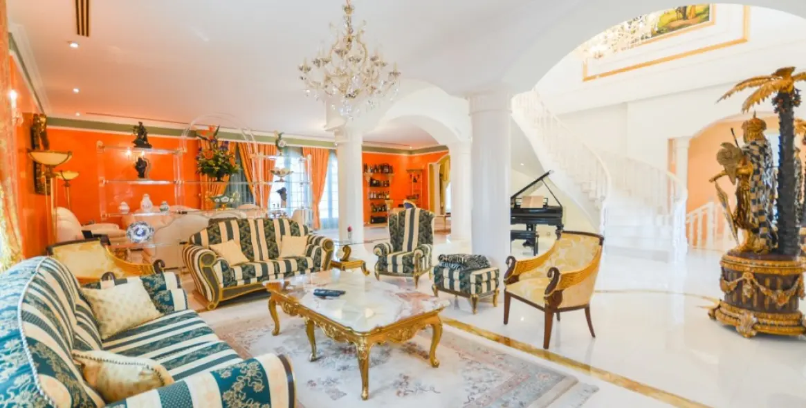 Sale of detached villa in Benalmadena 26