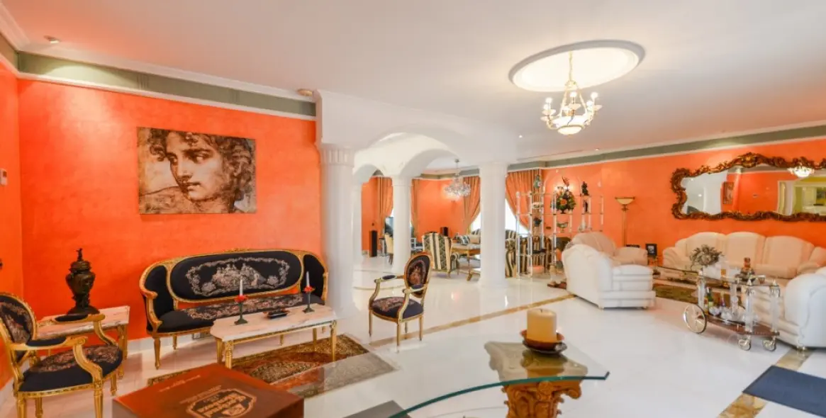 Sale of detached villa in Benalmadena 29