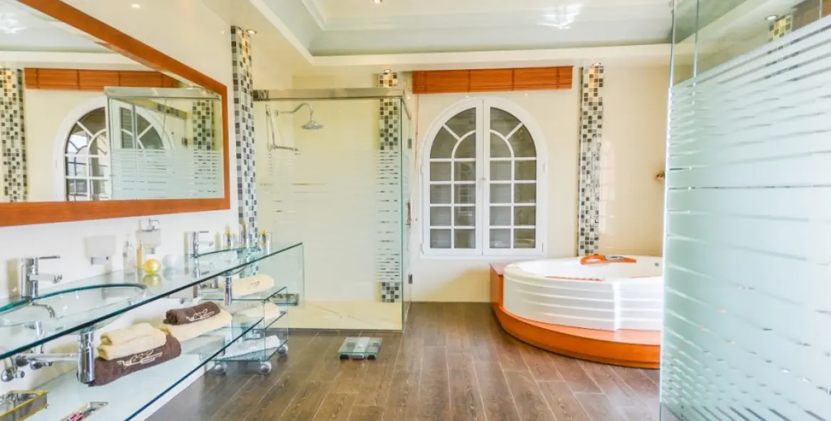 Sale of detached villa in Benalmadena 39