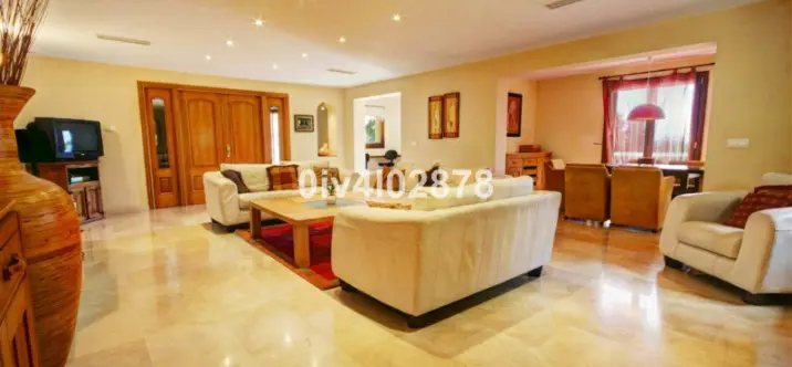 Detached villa R2139857 2