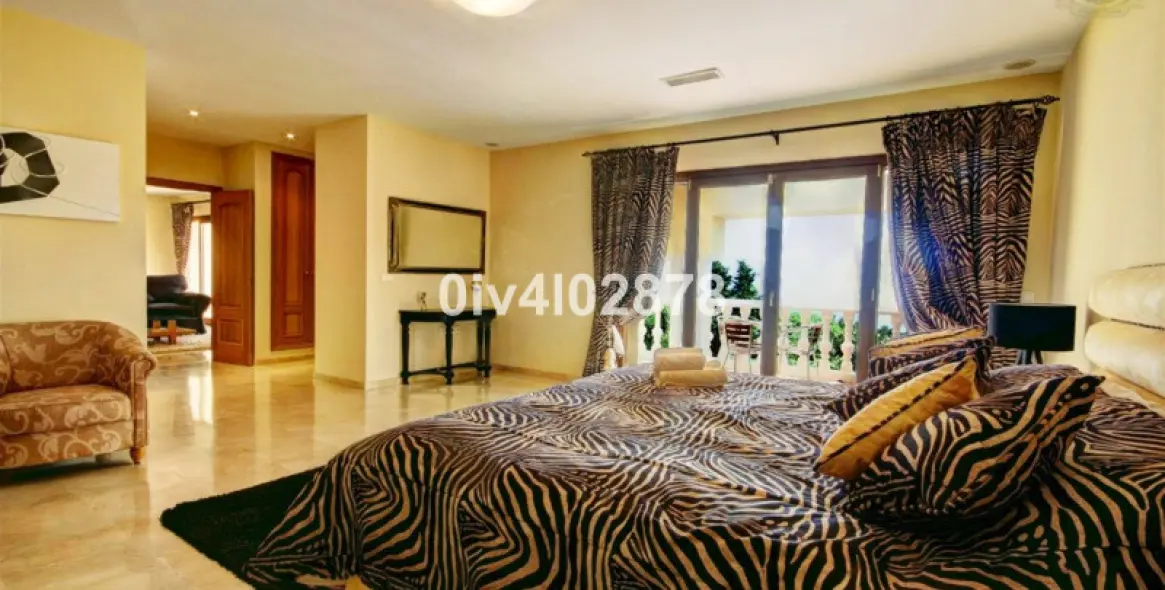 Sale of detached villa in Benalmádena (district Benalmádena Pueblo ) 5