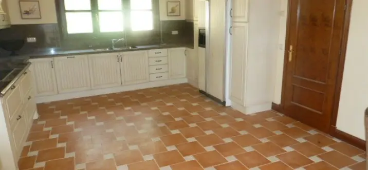 Sale of detached villa in Benahavís 0