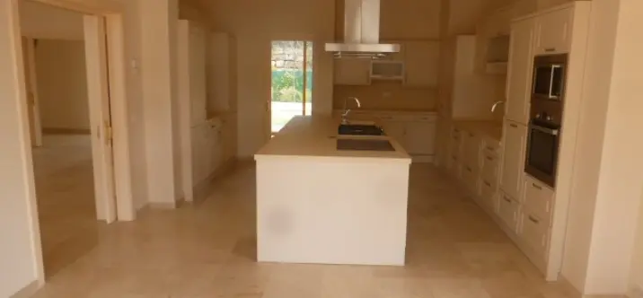 Sale of detached villa in Benahavís 3