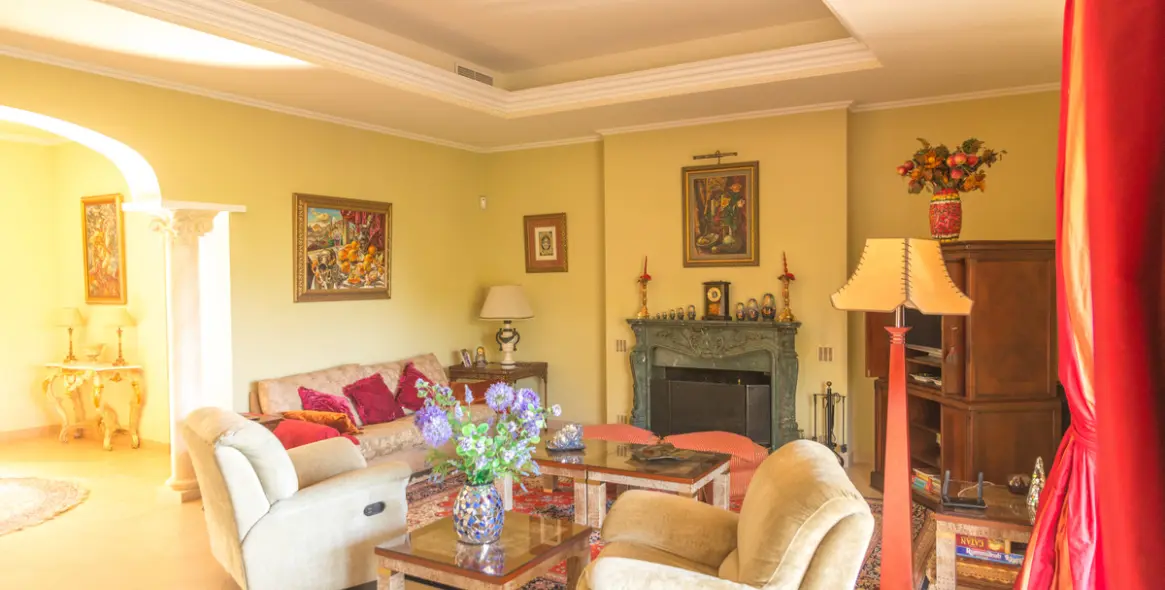 Venta de villa independiente en Estepona 11