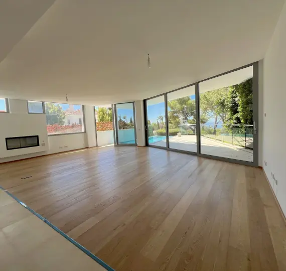 Таунхаус R4407997