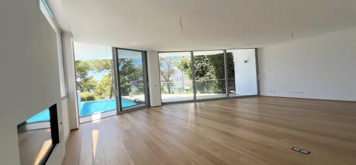 Таунхаус R4407997 2