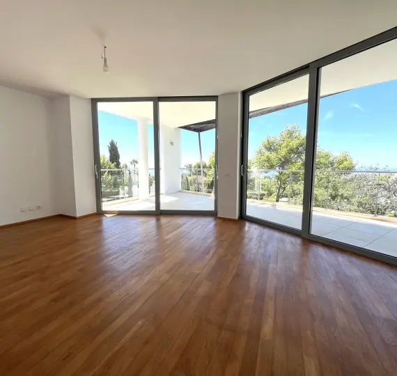 Таунхаус R4407997