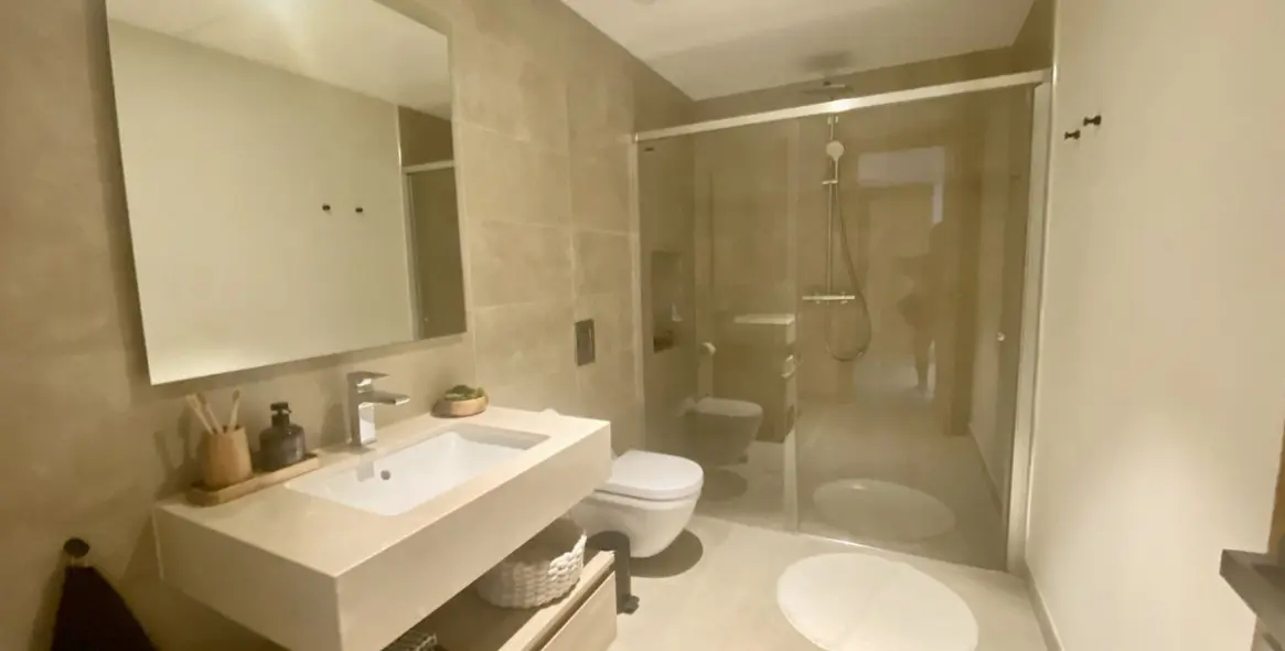 Продажа  отдельно стоящей виллы в Benahavís 18