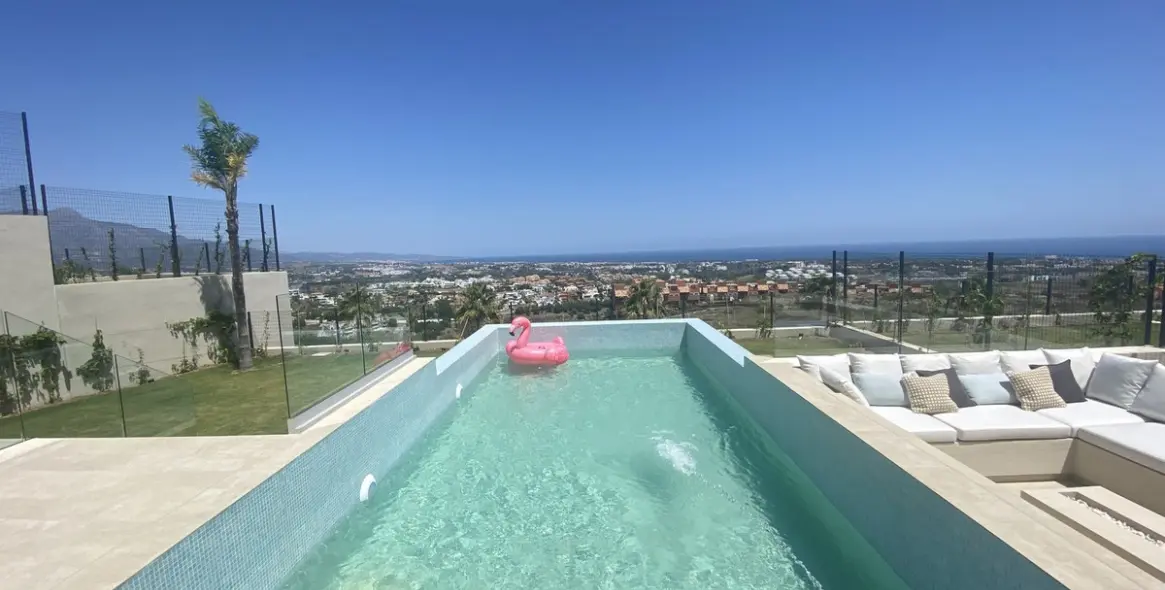 Продажа  отдельно стоящей виллы в Benahavís 20