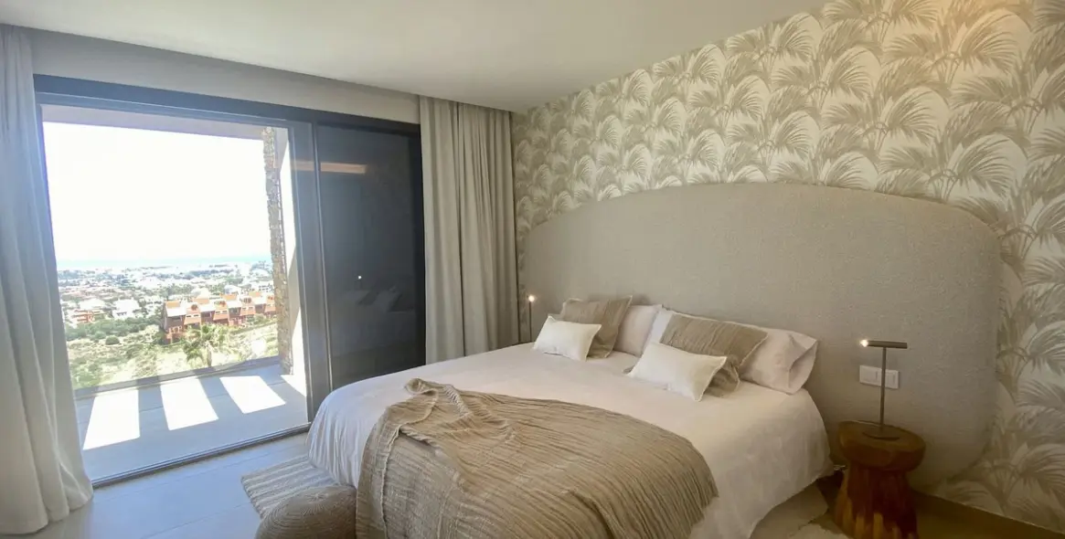 Продажа  отдельно стоящей виллы в Benahavís 22