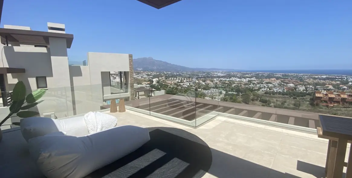 Продажа  отдельно стоящей виллы в Benahavís 24