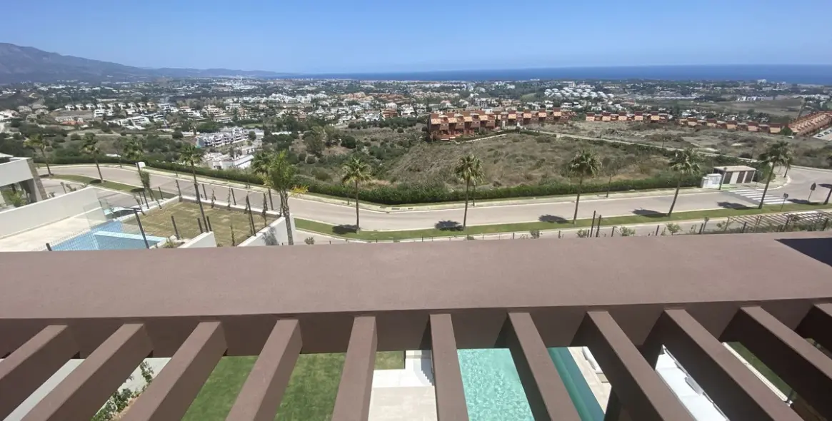 Продажа  отдельно стоящей виллы в Benahavís 25