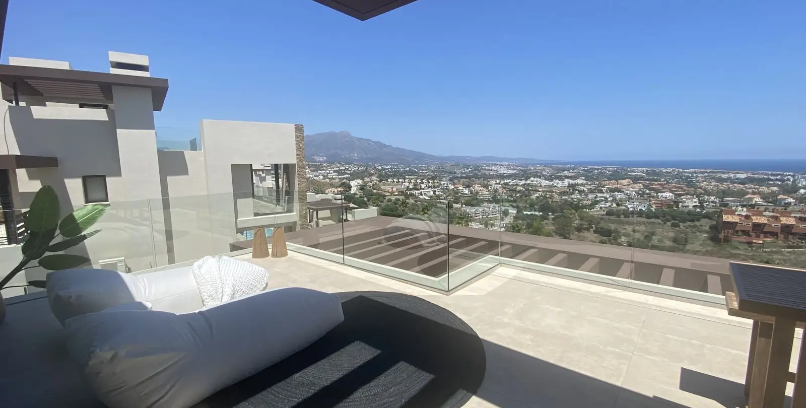 Sale of detached villa in Benahavís 24