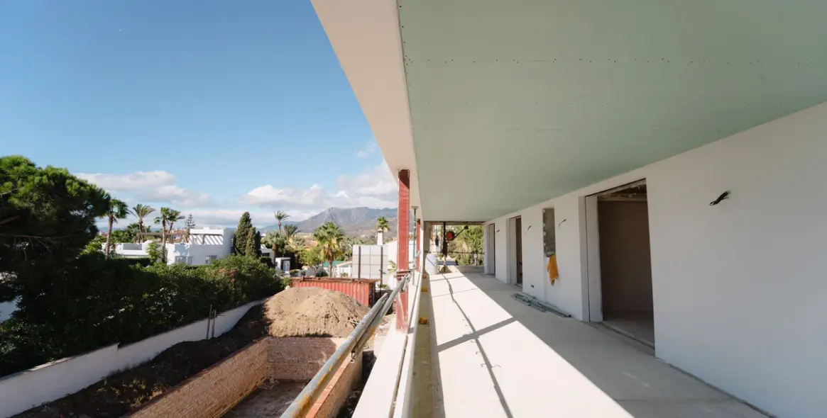 Sale of detached villa in Las Chapas 17