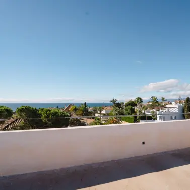 Venta de villa independiente en Las Chapas