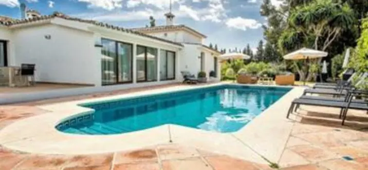 Long-term rent of detached villa in San Pedro de Alcántara 1