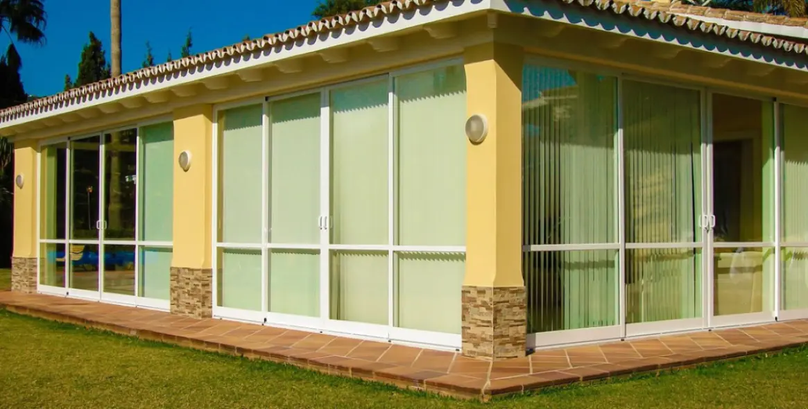 Продажа  отдельно стоящей виллы в Elviria 28