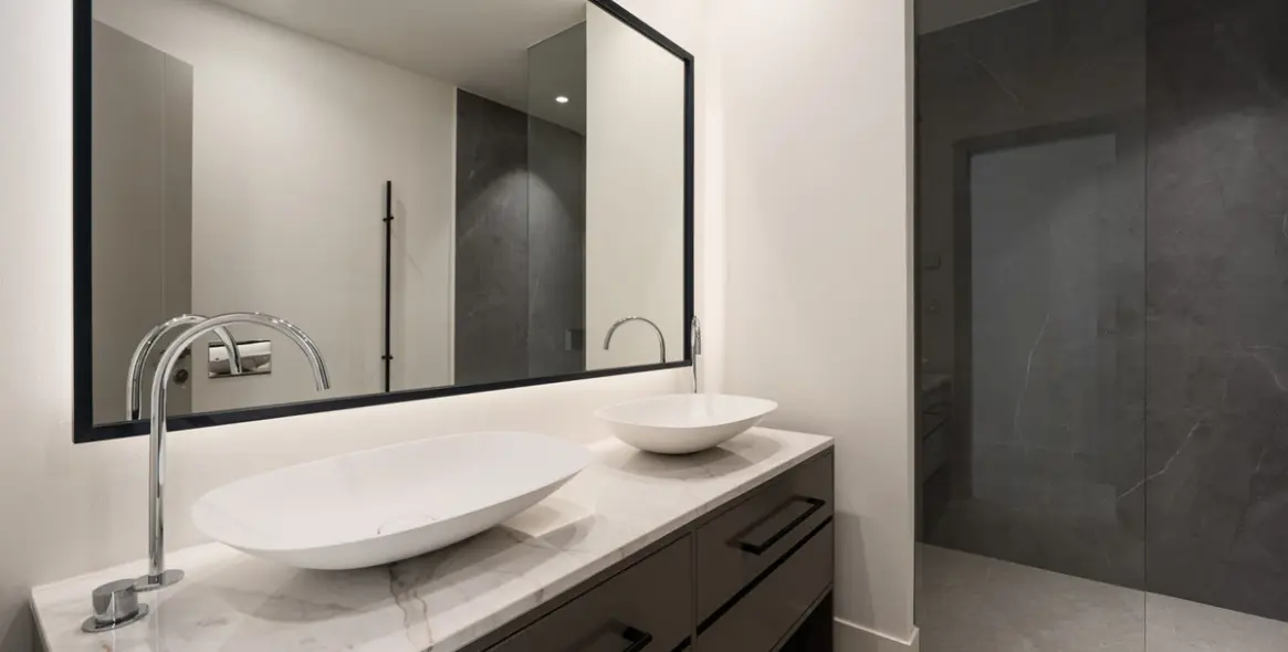 Venta de villa independiente en Estepona 16