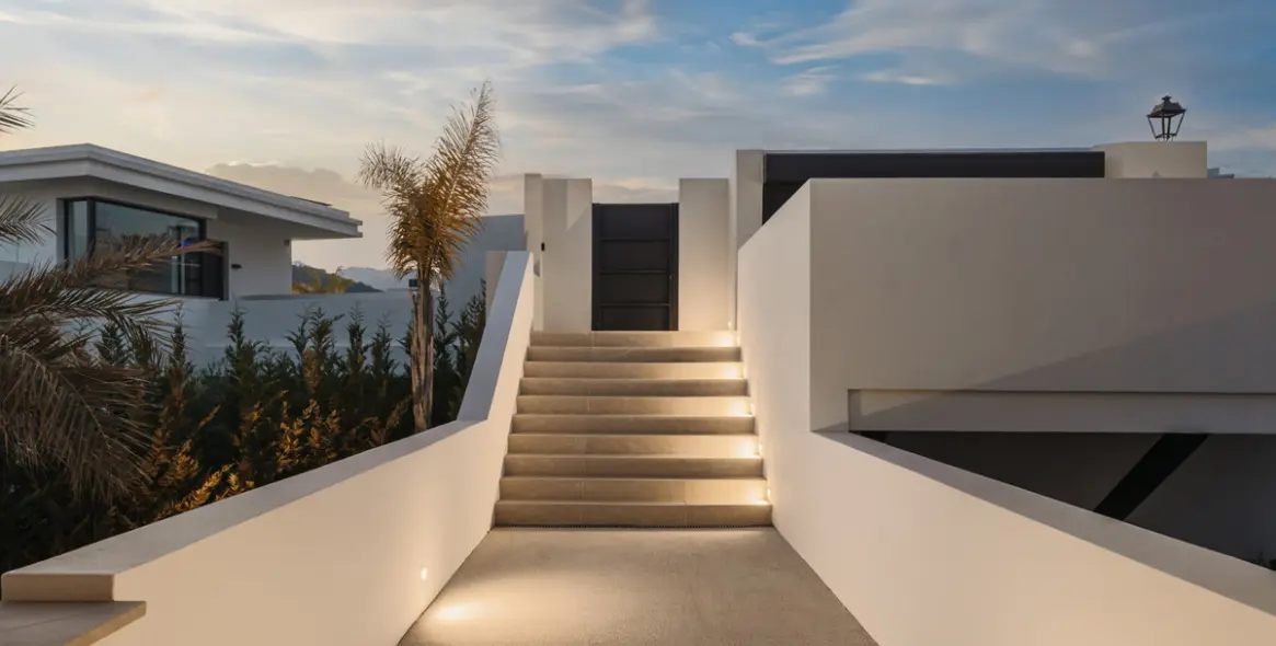 Venta de villa independiente en Estepona 28