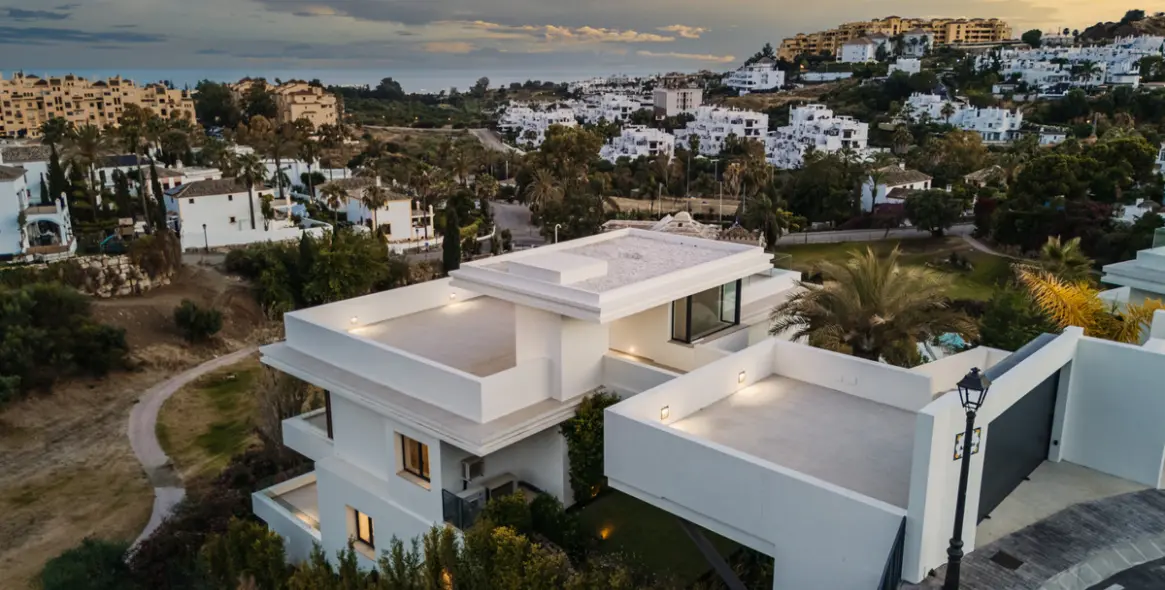 Venta de villa independiente en Estepona 31