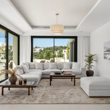 Venta de villa independiente en Estepona