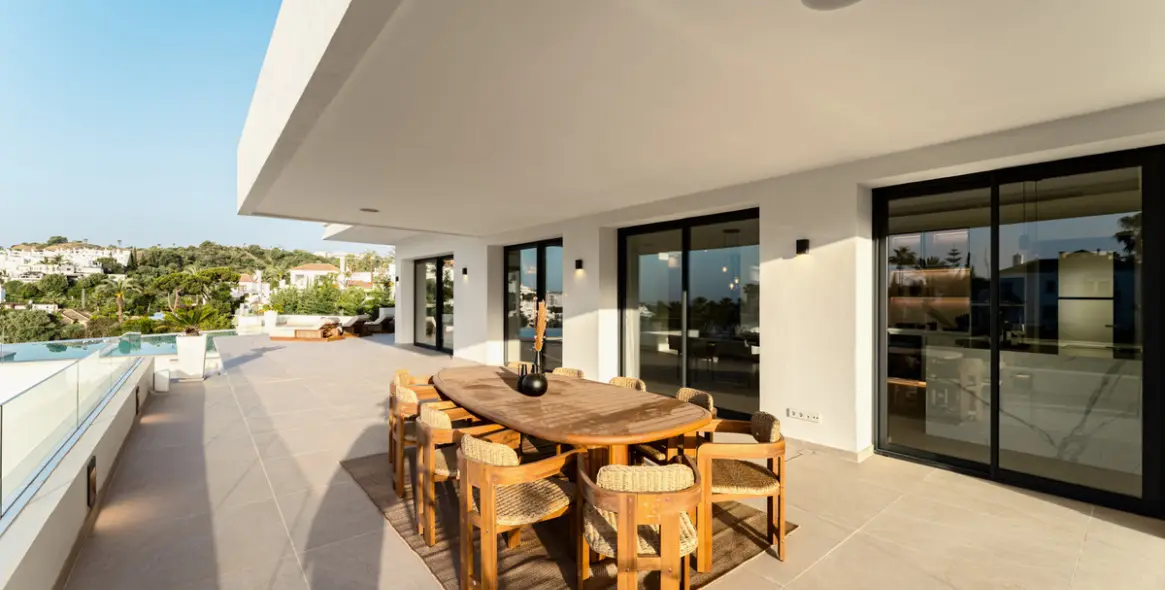 Venta de villa independiente en Estepona 25