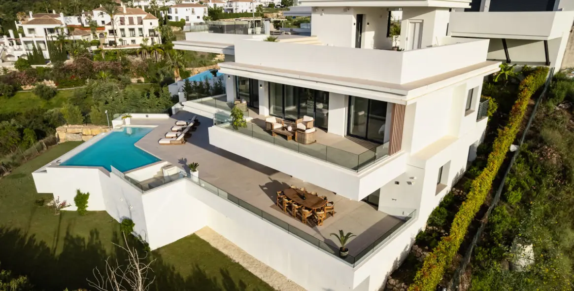 Venta de villa independiente en Estepona 33