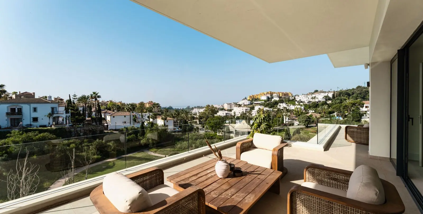 Venta de villa independiente en Estepona 26