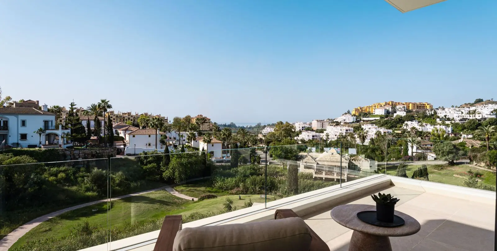 Venta de villa independiente en Estepona 31