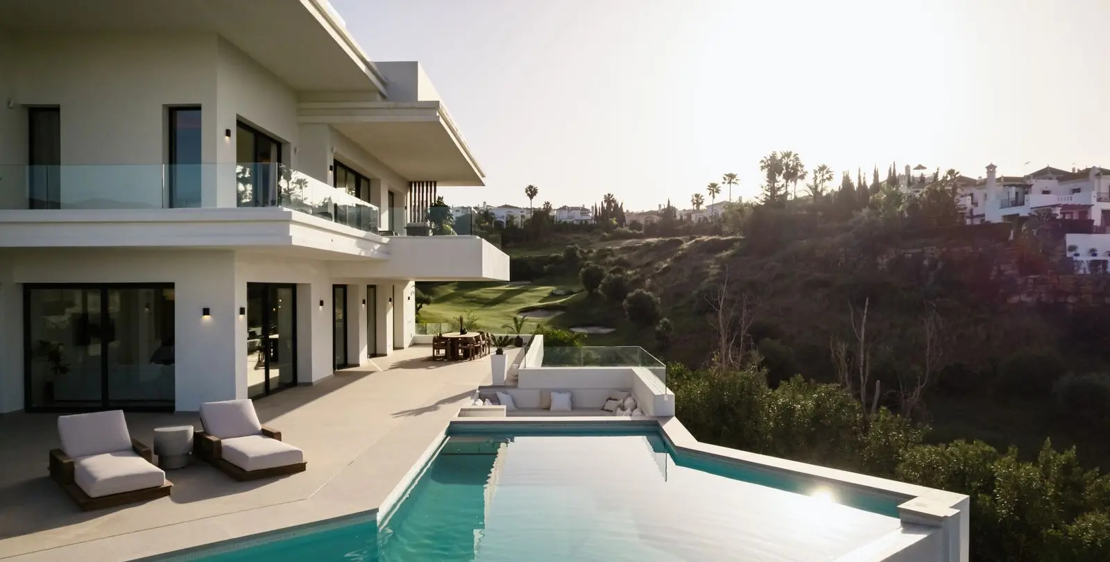 Venta de villa independiente en Estepona 32