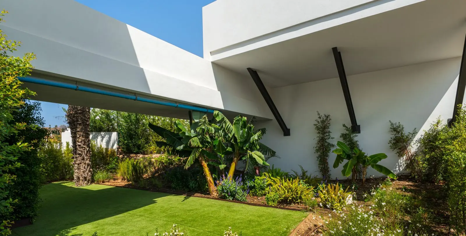 Venta de villa independiente en Estepona 40