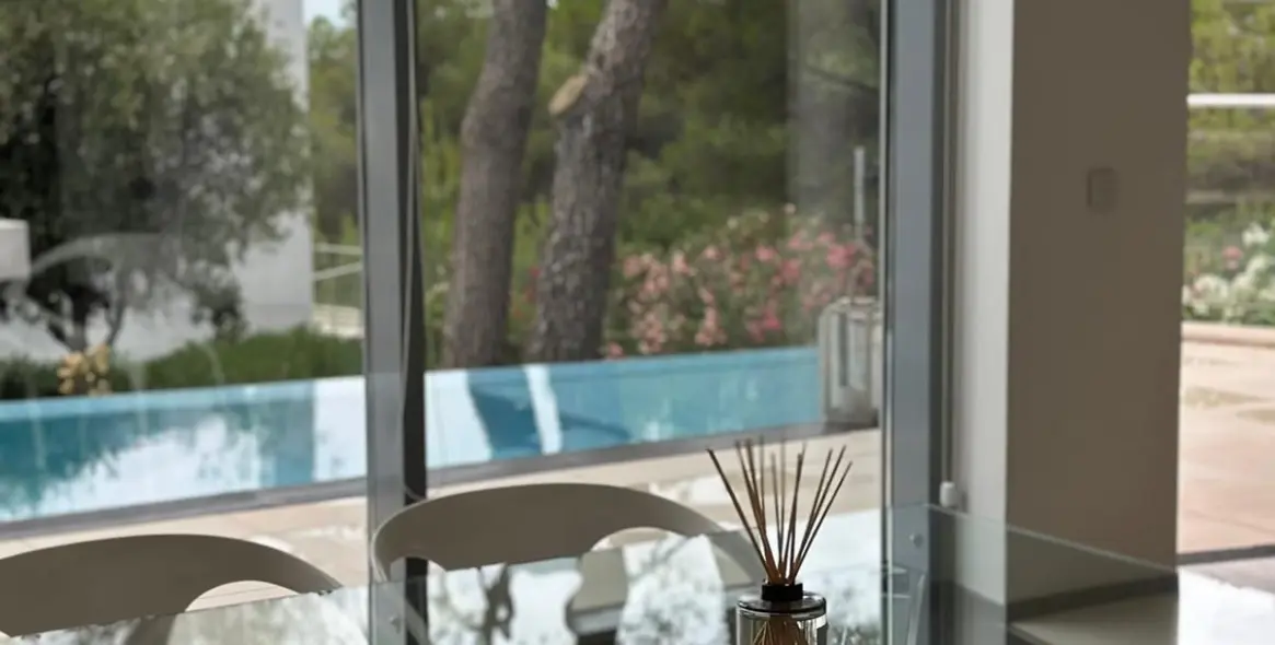 Продажа двухуровневых апартаментов в Marbella 10