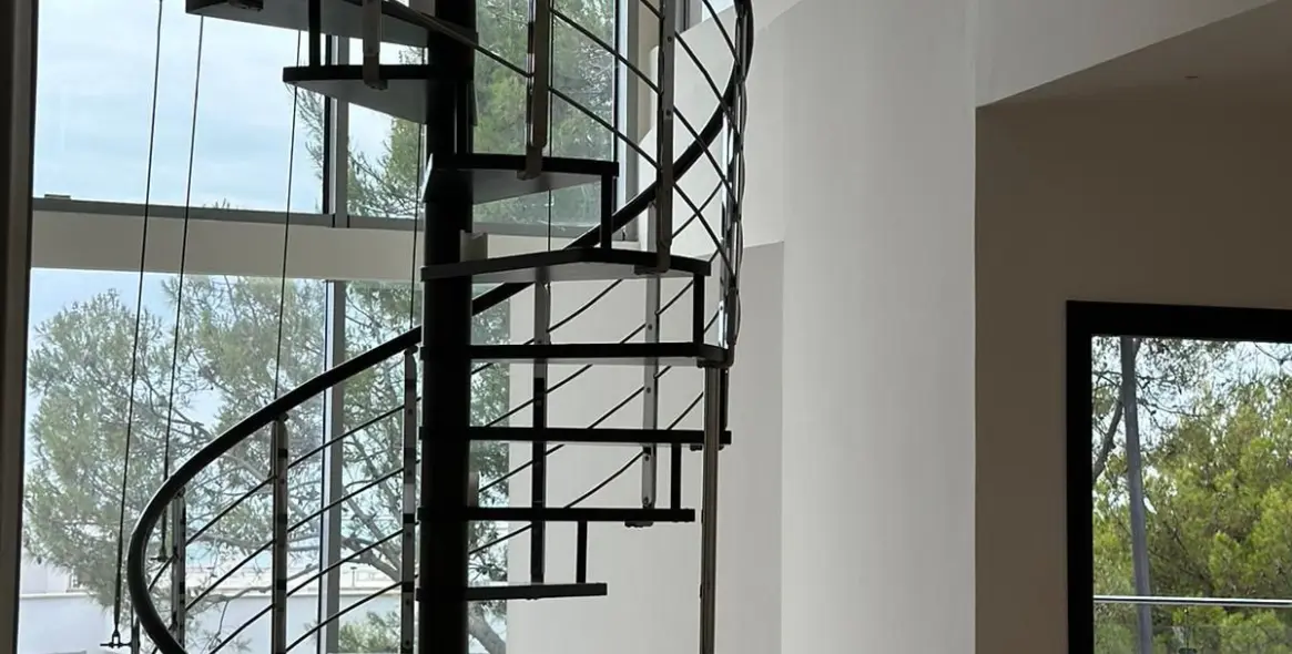 Продажа двухуровневых апартаментов в Marbella 15