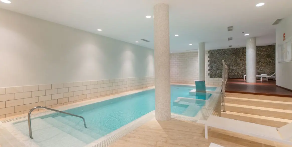 Долгосрочная аренда двухуровневых апартаментов в Marbella 37