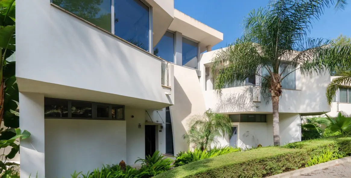 Долгосрочная аренда двухуровневых апартаментов в Marbella 39