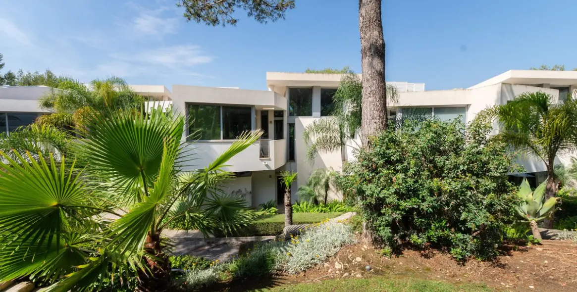 Долгосрочная аренда двухуровневых апартаментов в Marbella 40