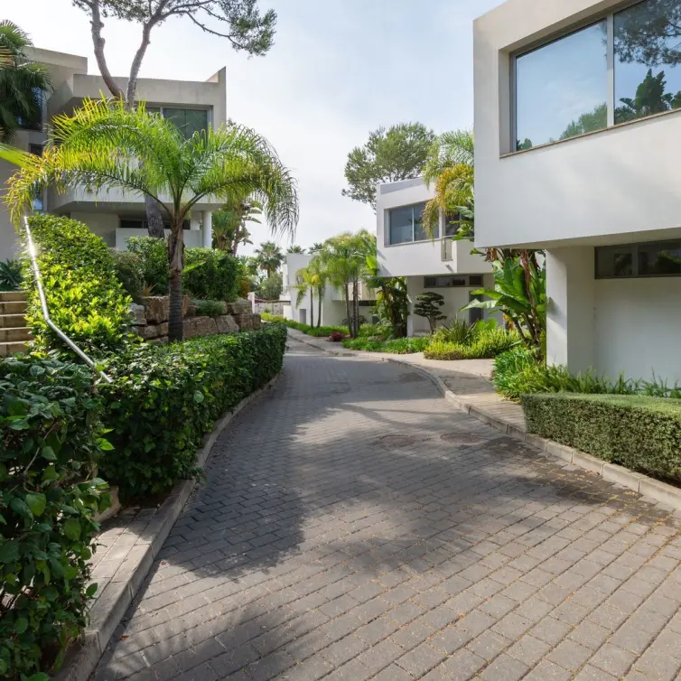 Sale of duplex in Marbella