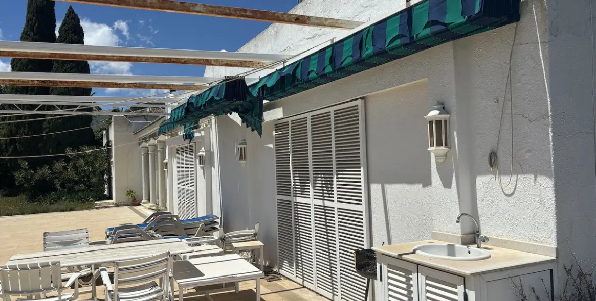 Sale of detached villa in The Golden Mile 9