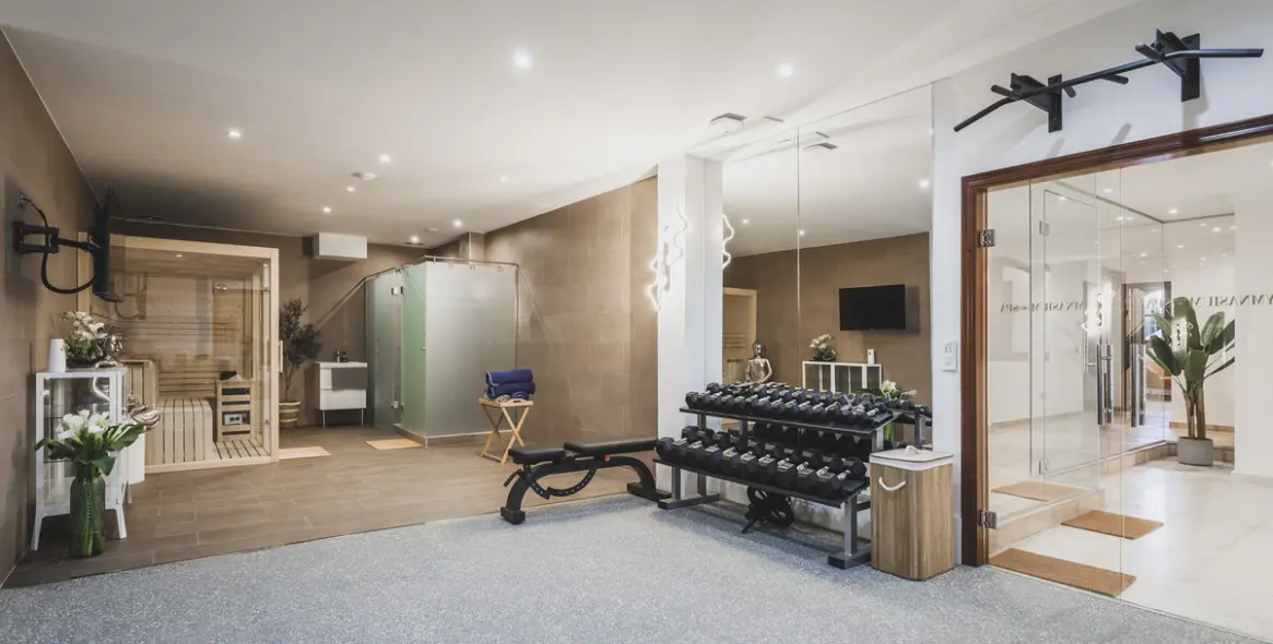 Продажа  отдельно стоящей виллы в Estepona 15