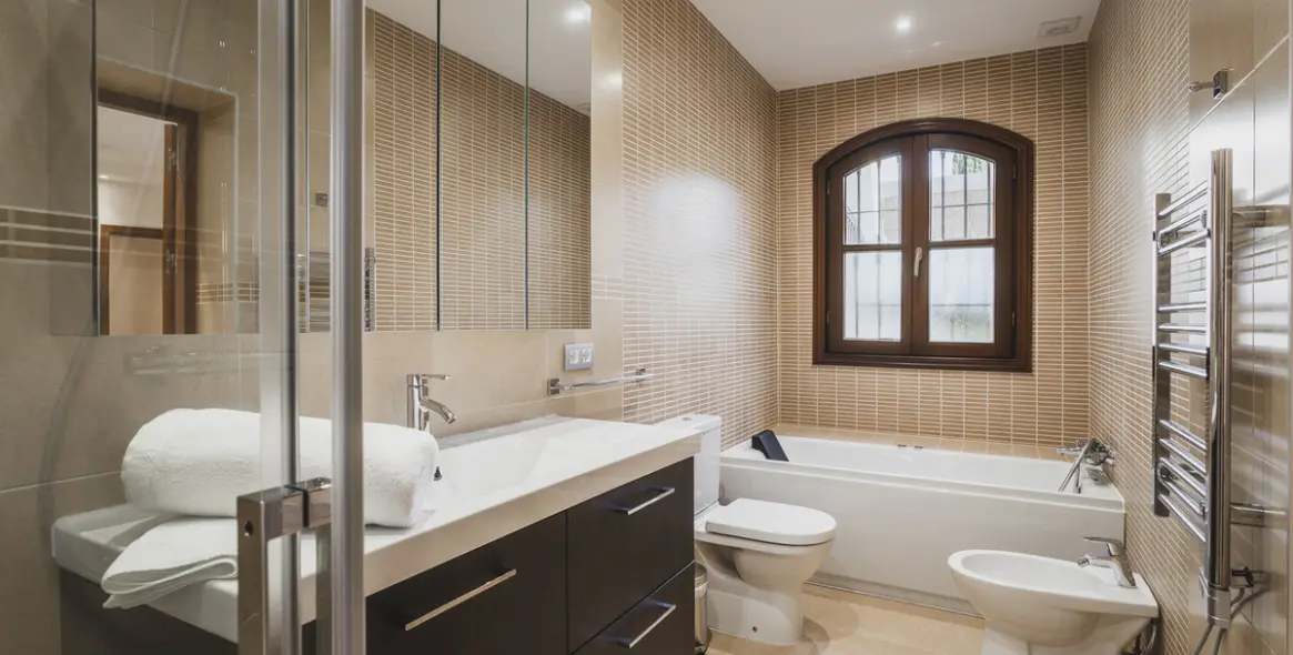 Продажа  отдельно стоящей виллы в Estepona 30